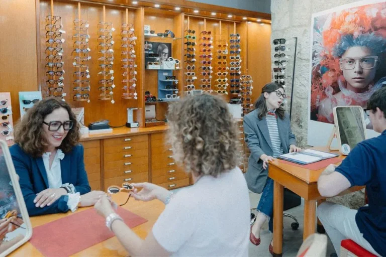 Gafas. Gafas de Sol en Optica San Juan Burgos