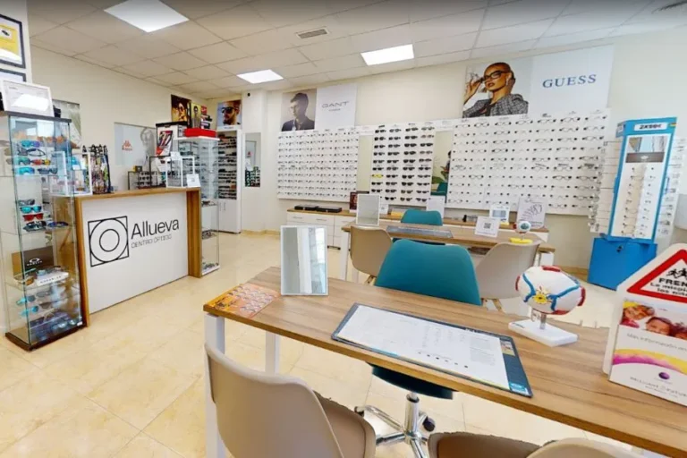 Centro Optico Allueva 768x512