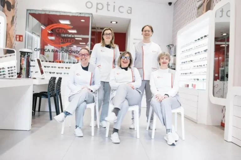 Equipo óptica Couto Ourense