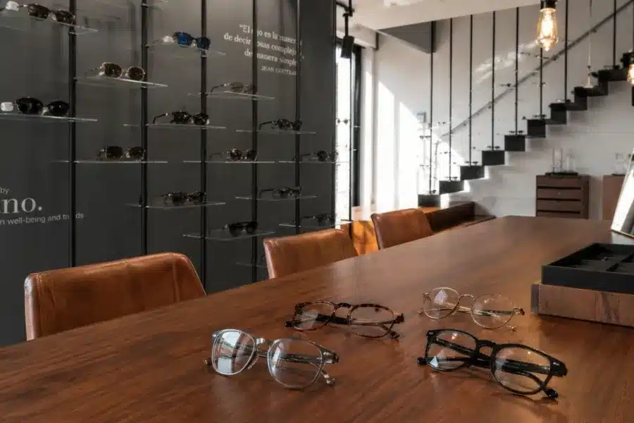 Sensia Centro Óptico y Auditivo | Óptica en Vera Gafas progresivas en vera. Sensia Optics